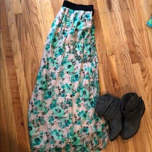 Stunning 2XL Lucy skirt - tan, green and black